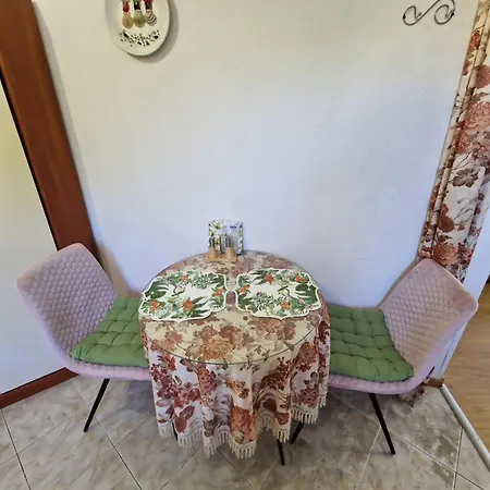 Residence, Free Parking, Pets Friendly Apartment
